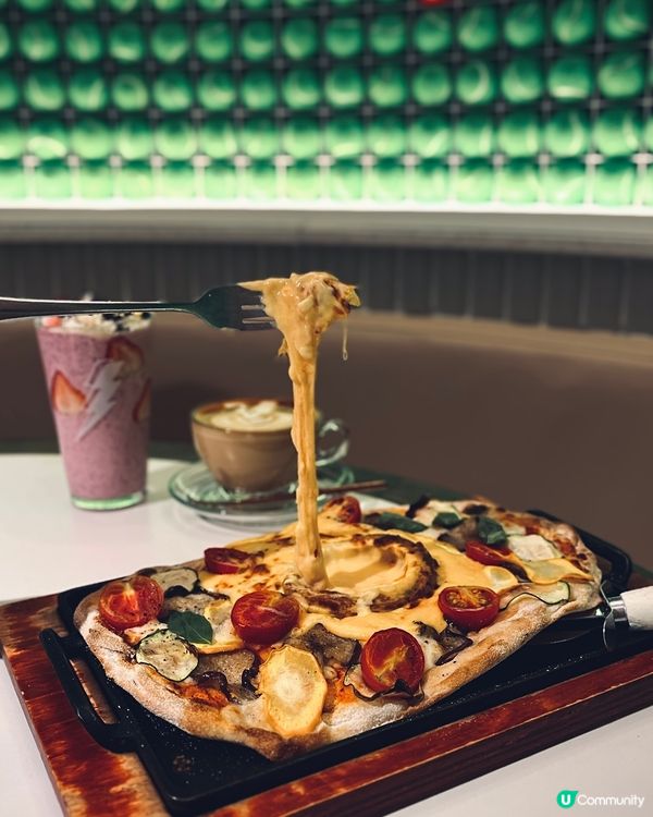 啟德體育園美食新蒲點！🍕 澎湃拉絲火山熔岩芝士Pizza！