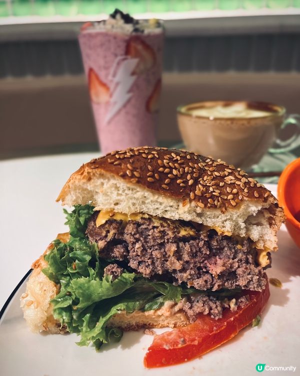 啟德體育園美食新蒲點！🍕 澎湃拉絲火山熔岩芝士Pizza！