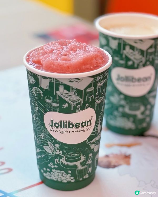 豆乳專門店💖💖士多啤梨豆冰樂🍓！消暑解膩一流！😋