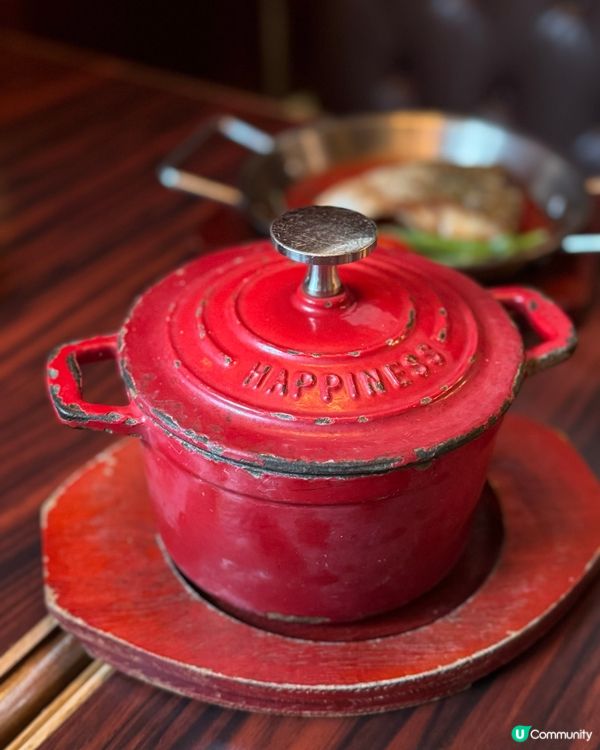 西班牙海鮮飯😋+ 煎鱸魚扒🤤！北角懷舊風西餐廳！
