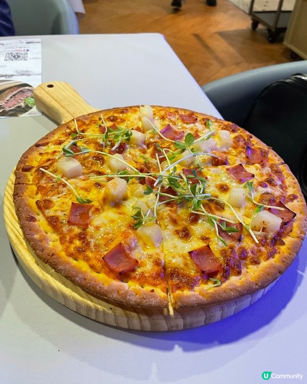 畫廊搖身一變西餐廳