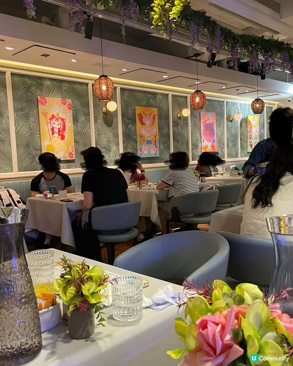 畫廊搖身一變西餐廳