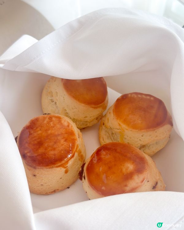 TOM FORD｢陽光琥珀｣下午茶