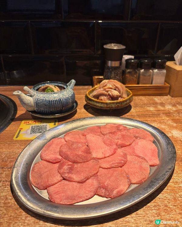 驚安燒肉🤤和牛壽喜燒+蟹黃飯！😋