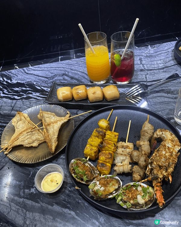 夏天咁熱，梗係約班friend去卡拉OK唱K啦！