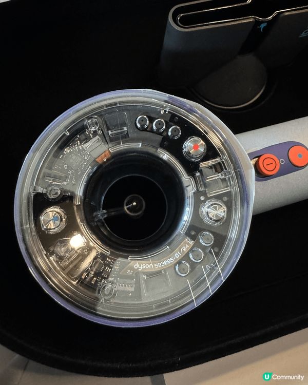 Dyson風筒HD16以先進科技和輕巧設計著稱，提供強勁氣流...