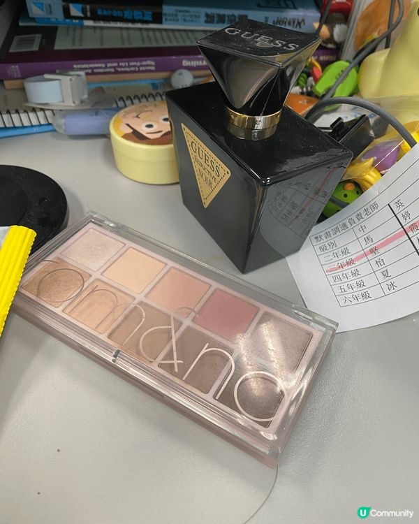 最容易搵開架產品是韓國牌子Romand 包裝吸引，有不同顏色...