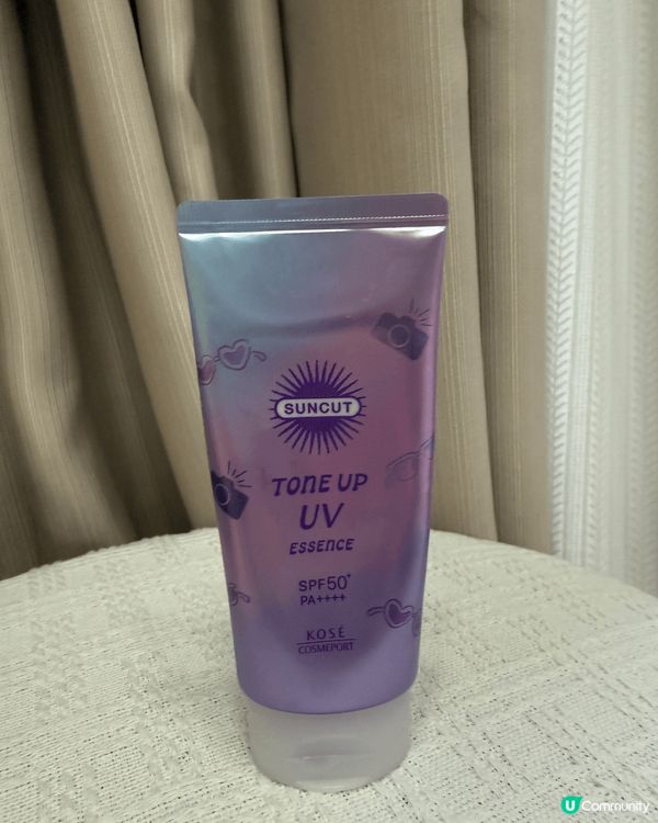 炎炎夏日防曬最重要,所以每日都要搽防曬｡但係天氣咁熱好驚個妝...