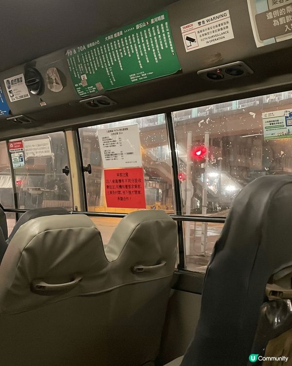 澳門上葡京商場入面有愛麗絲主題花園的佈置，只要在商場購物中心...