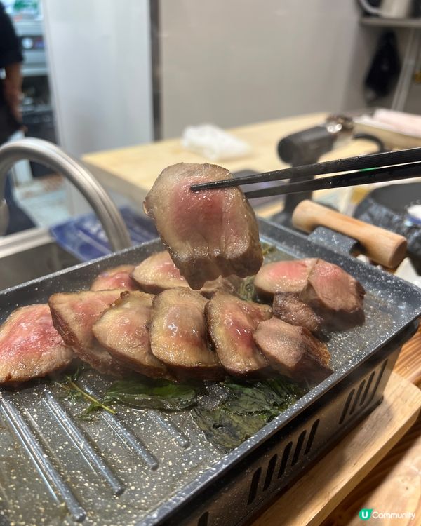 有得唱K有得食串燒嘅居酒屋