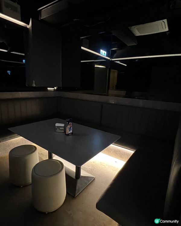 有得唱K有得食串燒嘅居酒屋