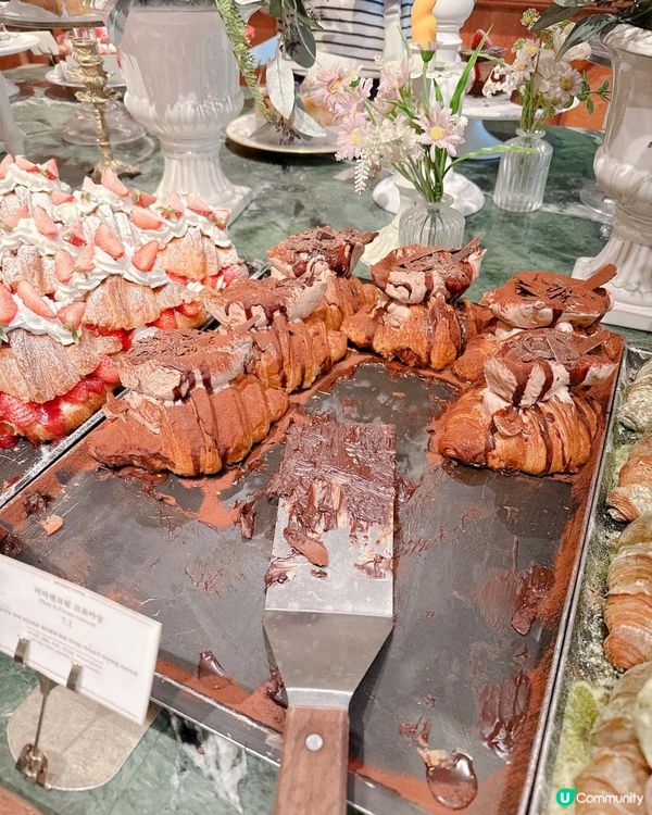 首爾爆紅貴氣復古風蛋糕Cafe