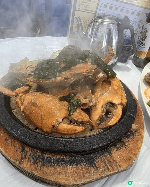 晚餐食蟹，食飽之後食我最愛的榴連做飯後甜品，好美味