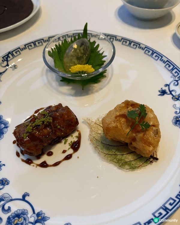 最近食的一餐生日飯，在某酒店中菜。好精緻，每一道菜都不錯。最...