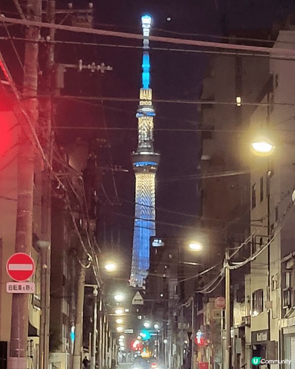 這張相片是今年2月頭東京之行所拍，就在回酒店途中的一個十字路...