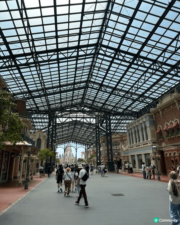 每次去日本東京玩，都一定不能錯過去「東京廸士尼樂園」，無論大...