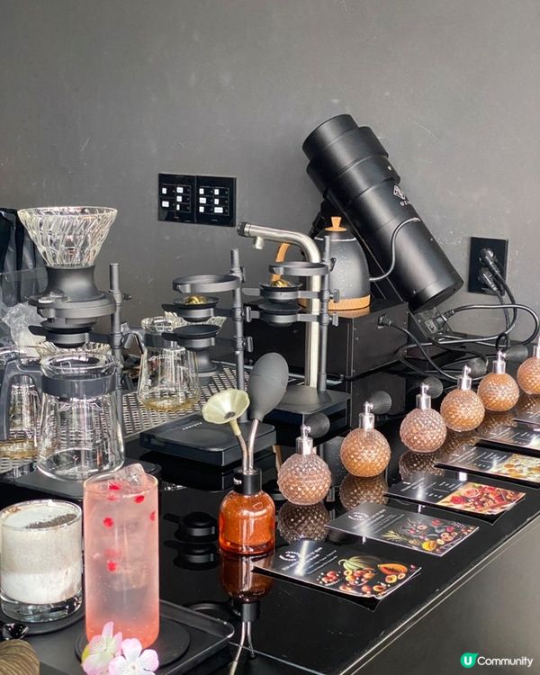 🇰🇷☕️金浦黑色系感性大空間Café打卡＋咖啡推薦 💯