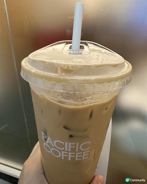 來自中環既蜜滋麻美，呢款係黑糖珍珠鮮奶加左花生粒同芝麻粒，第...