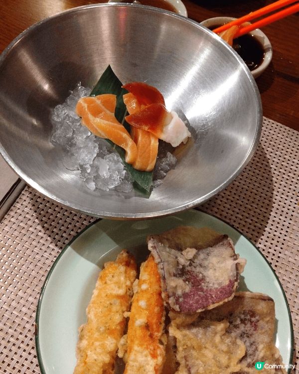 刺身及天婦羅為自助餐食物，喜歡刺身式放冰保持溫度。天婦羅即炸...