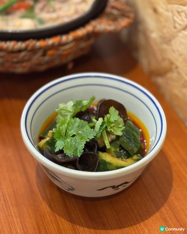 旺角米線唔夠食任添?! 麻辣雲耳拍青瓜😋新疆雞翼勁正！🌶️