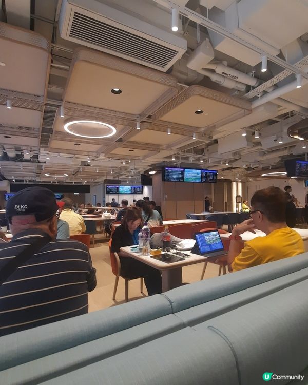 駿星匯 居高臨下享受賽馬