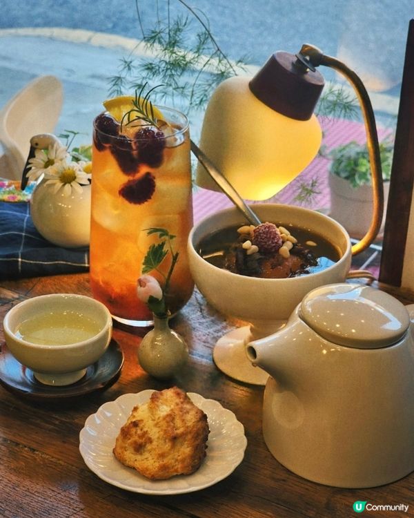 🇰🇷韓國梨泰院靜靜歎茶｜紅茶＋手工鬆餅🍓☕