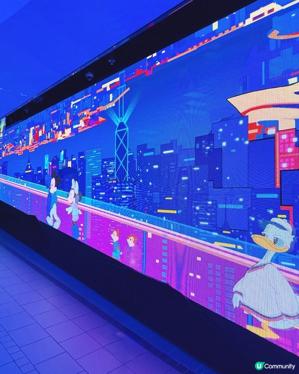 迪士尼粉絲注意！山頂纜車變身盛夏慶典 🏖️