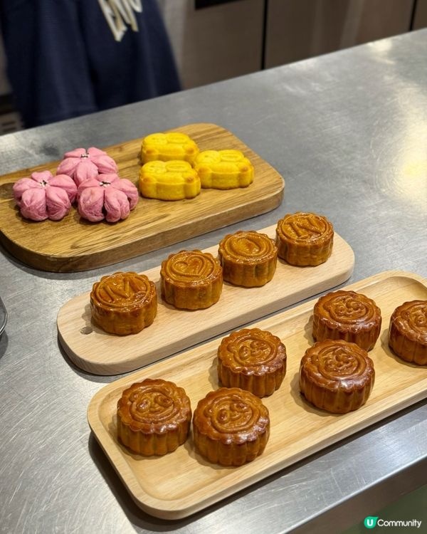 奇華🥮熊貓蛋黃奶皇及黑芝麻奶皇月餅班