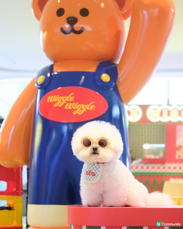 1.  期間限定店嚟香港！📸 打卡位+限量品！🤩