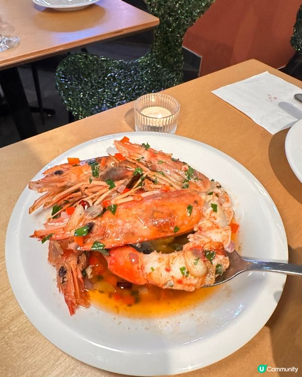 充滿香港元素嘅西班牙餐廳