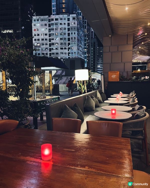 浪漫約會餐廳推介！意大利人主理石窯手拉Pizza🍕