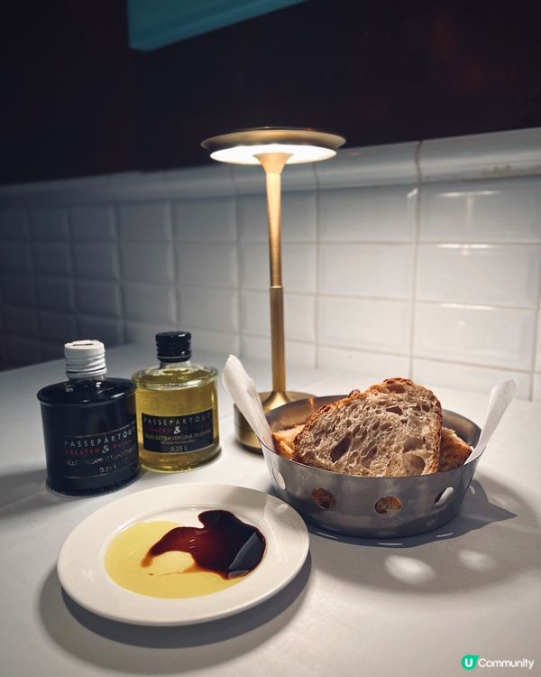 浪漫約會餐廳推介！意大利人主理石窯手拉Pizza🍕