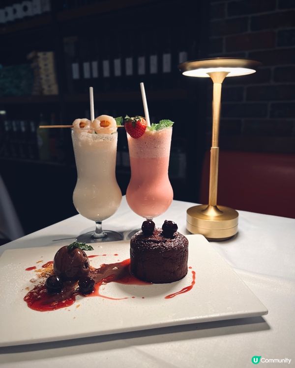 浪漫約會餐廳推介！意大利人主理石窯手拉Pizza🍕