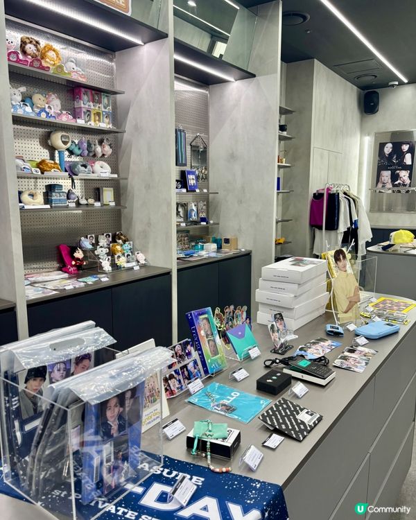 仁寺洞YG周邊新店！BLACKPINK 4格相機📸！