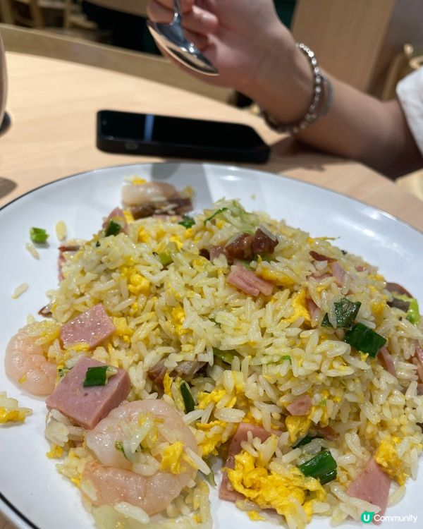 【#灣仔美食 】沙爹牛麵勁多料！世華茶餐廳實測