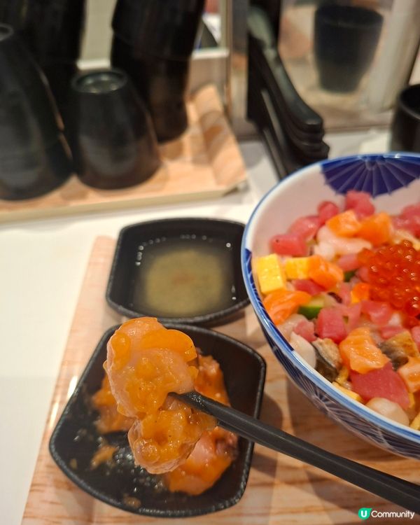 糧尾恩物 平價海鮮丼