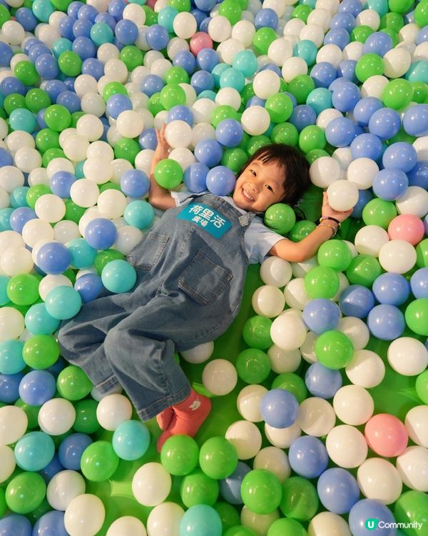 荷里活廣場玩到癲！8000呎充氣樂園勁好玩🤩！ 