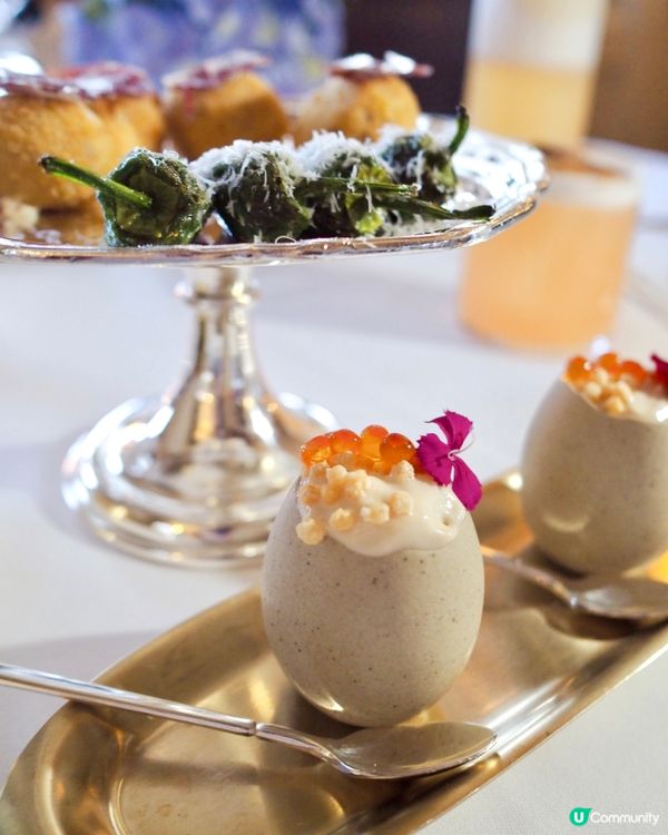 經典的The Verandah露台餐廳絕對是浪漫約會或閨蜜聚...