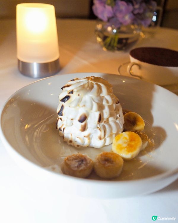 經典的The Verandah露台餐廳絕對是浪漫約會或閨蜜聚...