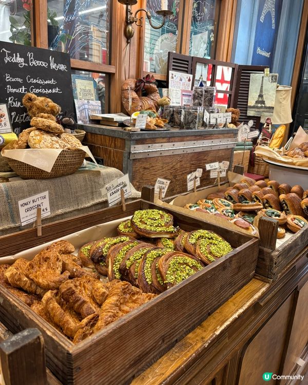 汝矣島百貨泰迪熊cafe🐻！韓國三大牛角包巨頭