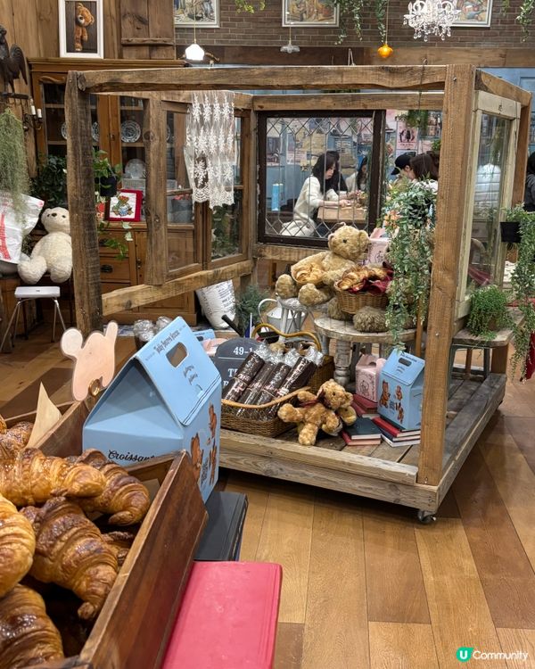 汝矣島百貨泰迪熊cafe🐻！韓國三大牛角包巨頭