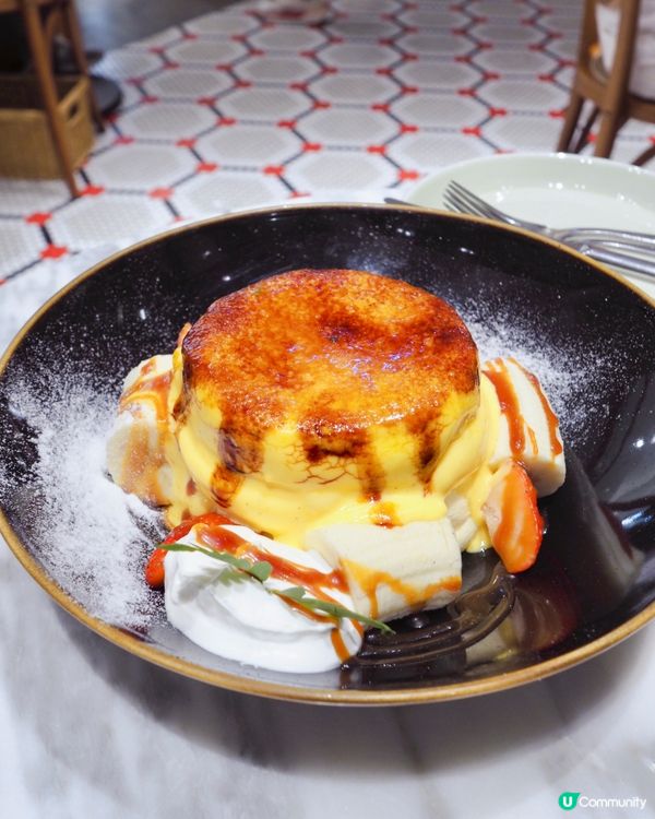 同屋企人去新城市食lunch,揀咗食西餐,依間Butlery...