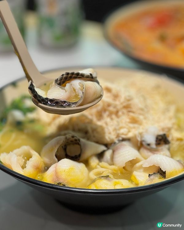 貴緣小鍋米線🤤！甜酸齋真係正😋！推介蕃茄湯底！金酸魚片！