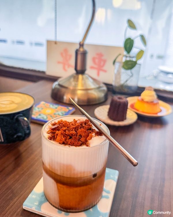 在時光靜止的車廂裡享受午後一杯咖啡、一份甜點