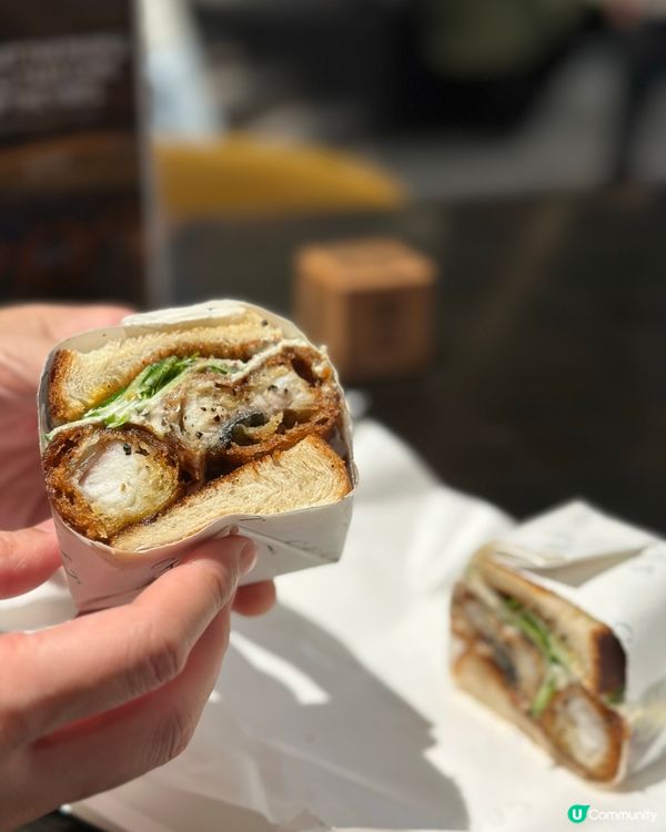 好食到痴線嘅炸鱔三文治！