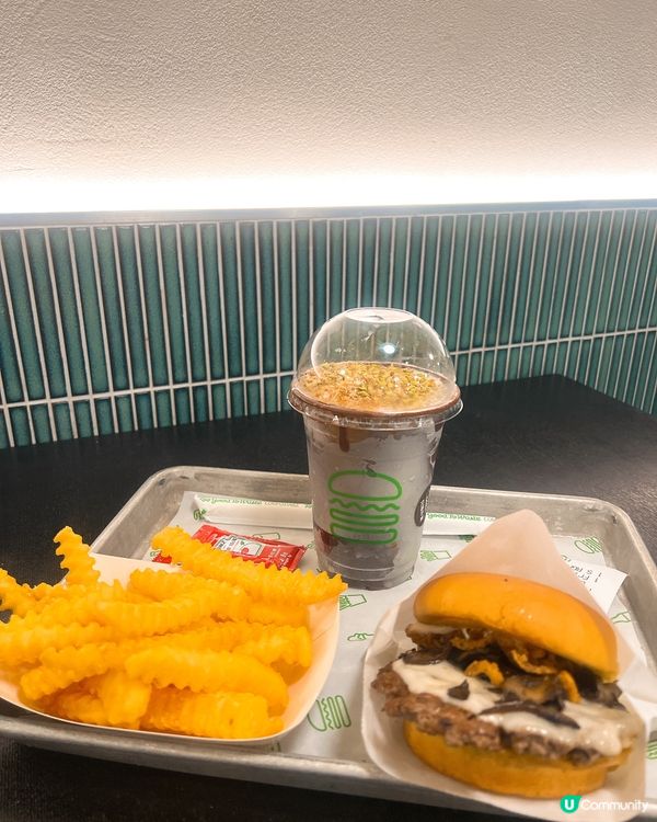 Shake Shack限定!杜拜開心果朱古力奶昔x爆蒜蘑菇堡