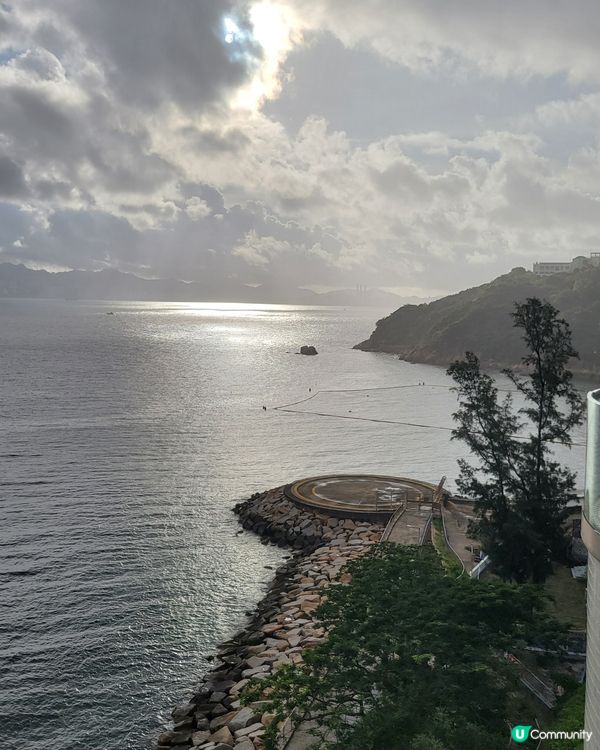 最方便及可以游泳及住宿的海灘長洲華威酒店。可以望海的住及游泳