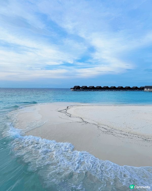 未見過咁藍咁清嘅海水，每朝起身都望住震撼嘅海景，連沖涼都望到...