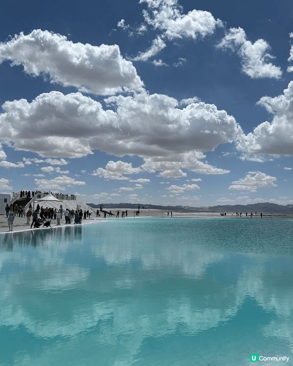 藍天白雲與清澈平靜的海面，特別喜歡最後一張圖片，海面上的火車...