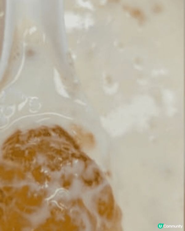 地茂館的桃蛋白杏仁茶採用新鮮磨製杏仁粉，加入打發雞蛋白和少量...